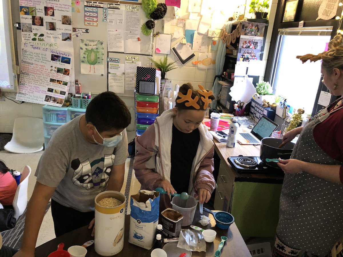 MrsJKirkley's tweet photo. Let’s learn about fractions and physical and chemical change through baking! @OGESeagles @oges_fifth https://t.co/RBPWScRDsd