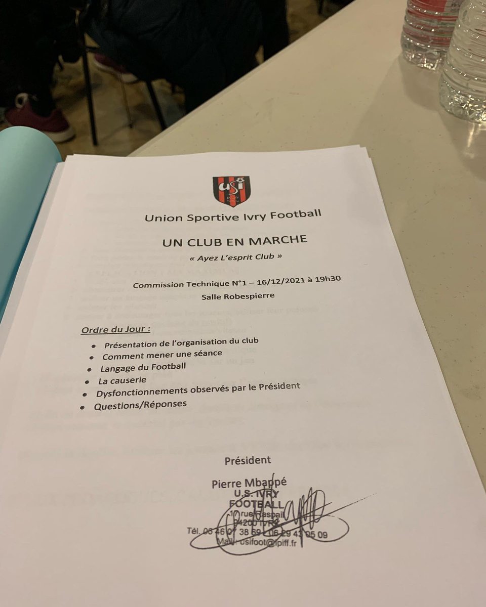 ivryfoot's tweet photo. L’ordre du jour. 🔴⚫️ https://t.co/1E4TN4OWNj