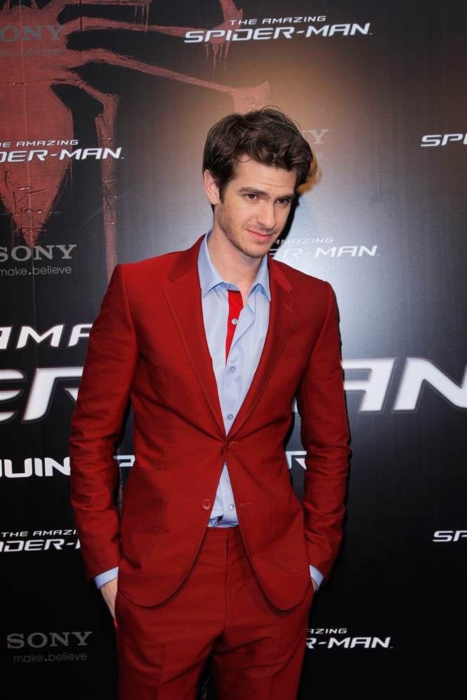 i4walsh's tweet image. o andrew garfield na premiere de the amazing spider man mais lindo do que nunca