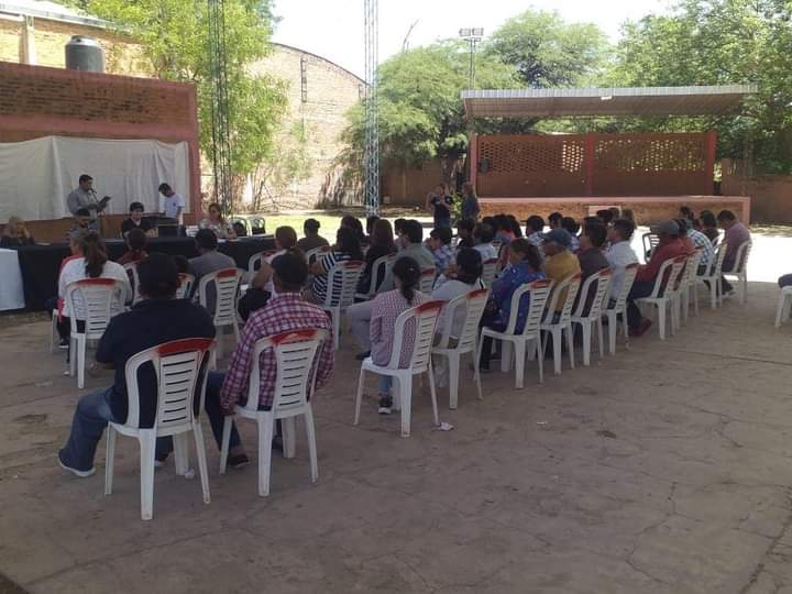 IafepChaco's tweet photo. y le permite recibir fondos, aportes y presentar proyectos. 

Seguimos proyectando y trabajando junto al equipo técnico del IAFEP que día a día  está junto a los productores. 

#AgriculturaFamiliar https://t.co/jsVonWhqoV
