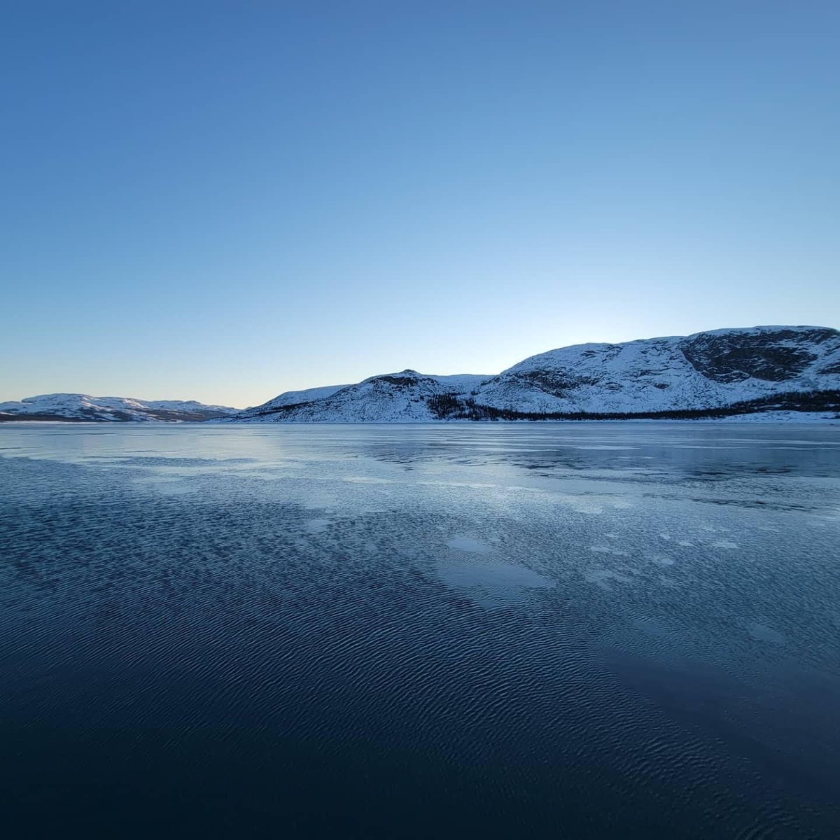 SmartICE_Arctic's tweet image. Some photos of the freeze-up starting in #Nain! Photos courtesy of Rex Holwell 🌊❄️

@nunatsiavutgov @nunatsiavutecdv @eccc_cis @ola_govnl @arcticprize @arcticnet @arcticfocus @ng_research #IceSeason #IceMonitoring #InuitNunangat #SocEnt #SmartICE