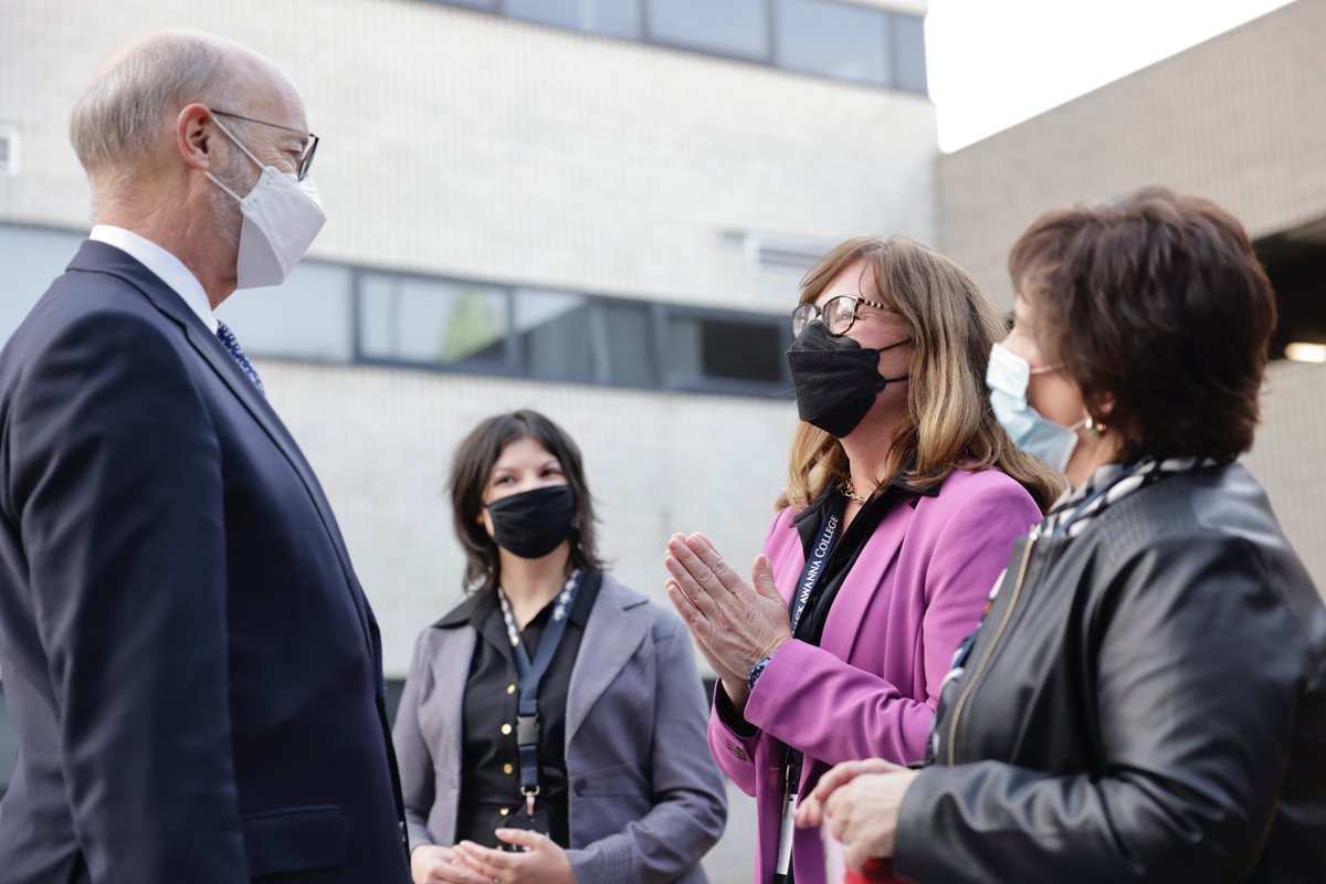 Governor Wolf speaking with three women in Lackawanna County