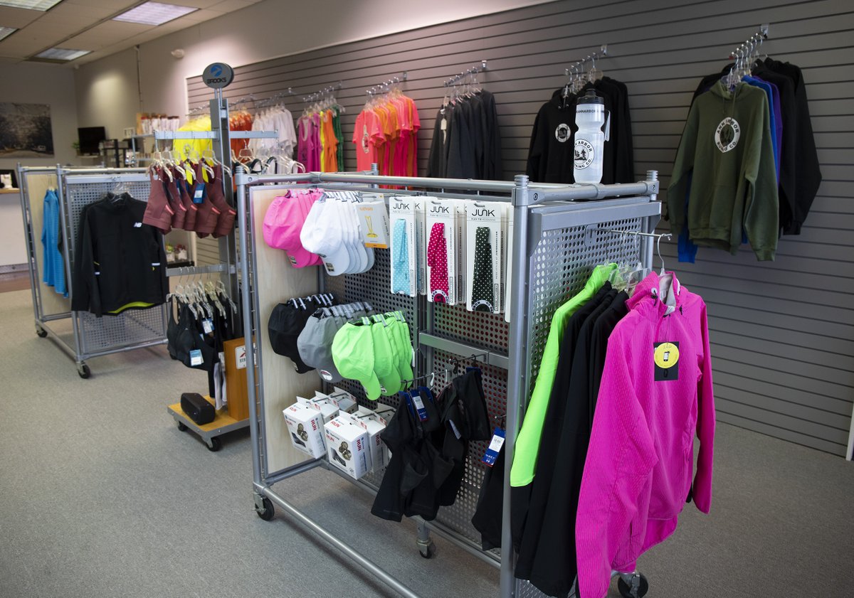 UMCreditUnion's tweet photo. Make your holiday shopping go further this season! When you get your running gear at @annarbor_rc, UMCU donates to @SOS_Community. Learn more: https://t.co/6wa5mwTwfU 🏃👟 #ShopLocalGiveLocal https://t.co/QS9RskrbUG