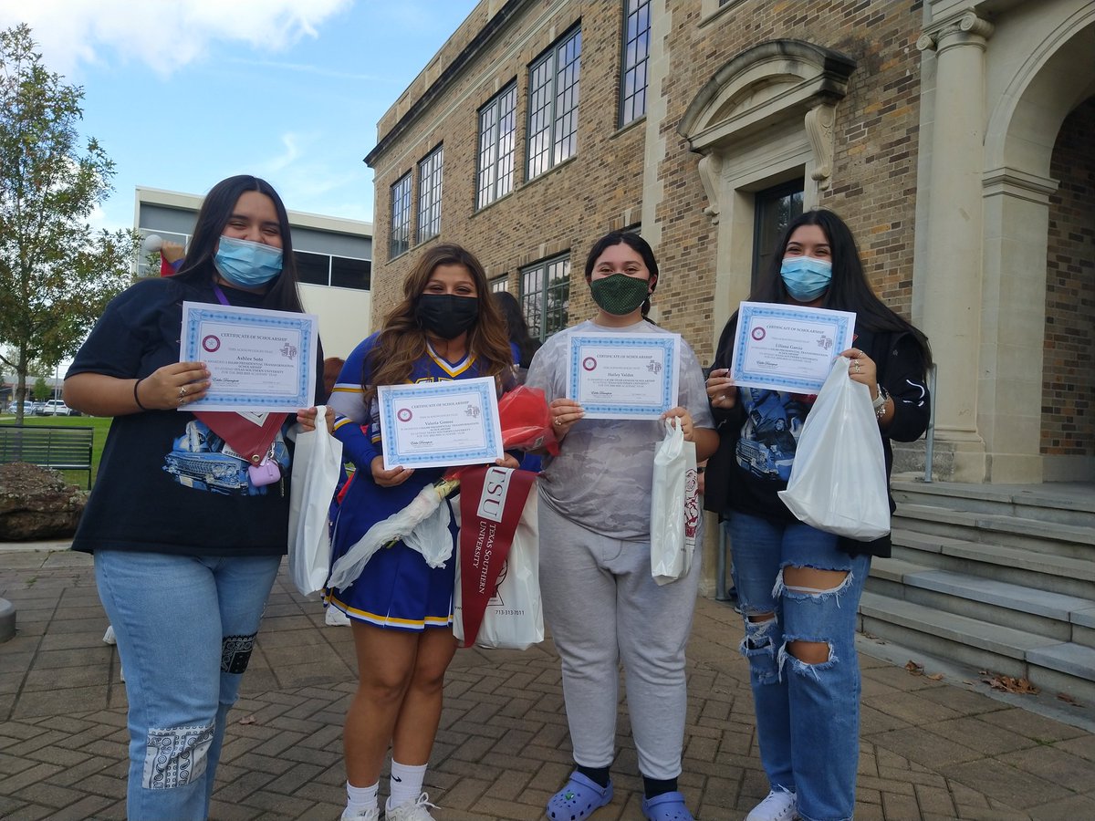 Congratulations to 4 MMTB seniors that was awarded over $35,000 in scholarships to <a href="/TexasSouthern/">Texas Southern University</a> today!!