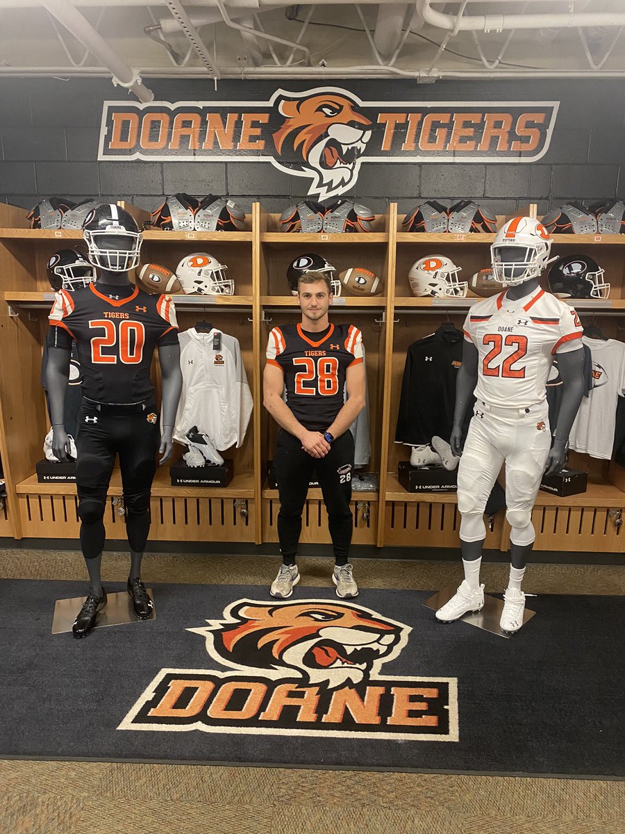 PaxtonOlson11's tweet photo. @DoaneFootball thanks for the visit today! https://t.co/5SmzzXMyPJ