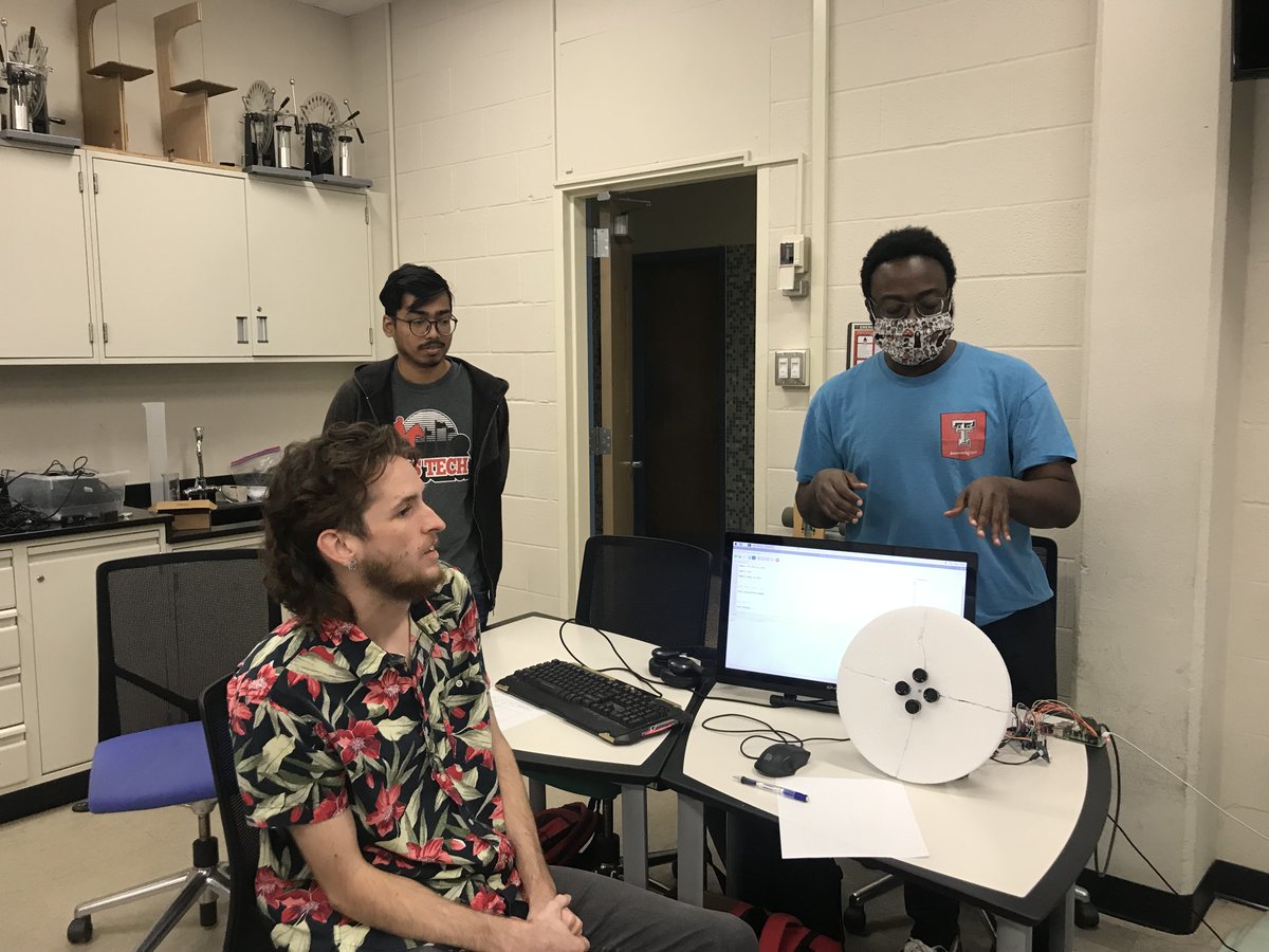 TechPhysics's tweet photo. On December 1 the PHYS 3304 Intermediate Physics Lab class showcased their electronics projects in a "show and tell" event! https://t.co/zqSCQt0FVZ