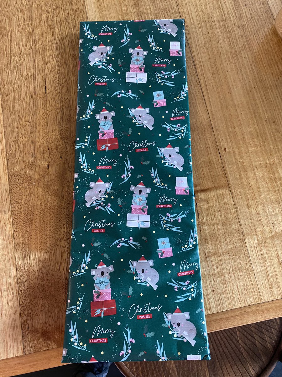 annikakes's tweet image. When your barista gets you a Christmas gift. #squee