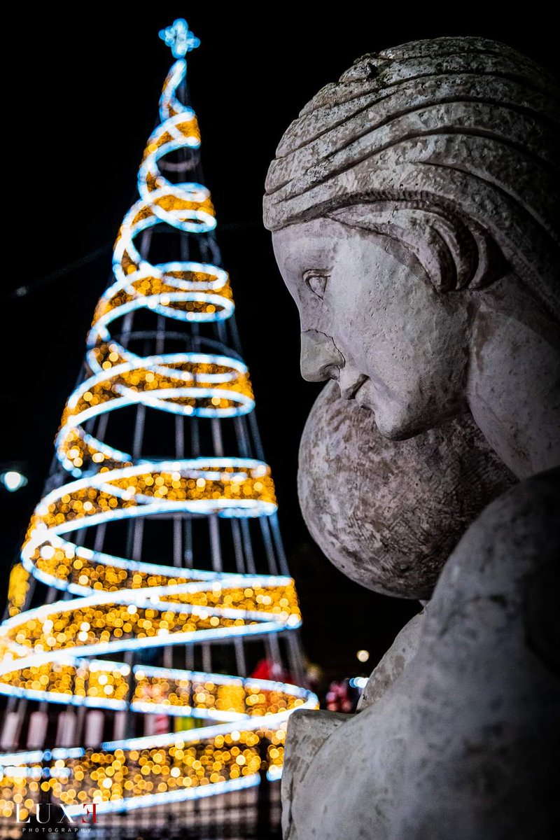 Navidad en #Écija 
Foto de Juan J. Ruiz Cabrera.
#EcijaenNavidad #NavidadEcija2021