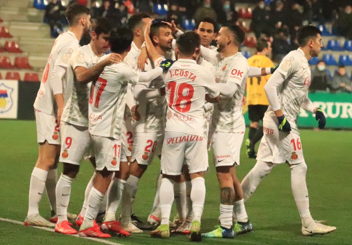 SystemFoot's tweet photo. [#CopaDelRey🇪🇸] #Mallorca écrase #Llanera 6-0 !

⚽️⚽️ #Sedlar 50’ 62’
⚽️ #Mboula 55’
⚽️ #Gayá 74’
⚽️ #Llabrés 78’
⚽️ #Ángel 87’

#LlaneraMallorca https://t.co/avHZiNLxYH