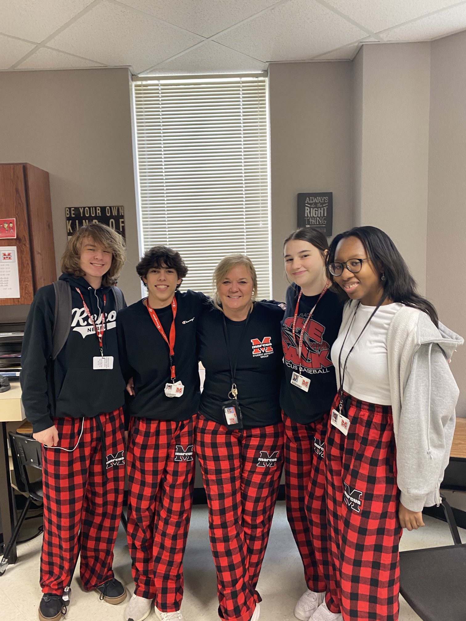 Pajama day outfits 2025