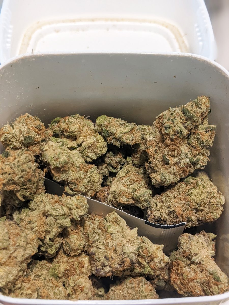 Peanut Butter Mac 28G Small 20.16% THC 3.15% Total Terpenes for the Holiday Season