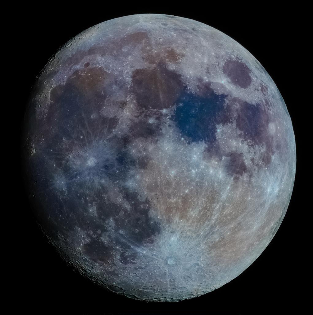 RT @jaythegrumpy: Thursdays moon, 
mineral and normal versions.
55 frames stacked. https://t.co/Bk7kPZ0lOr
