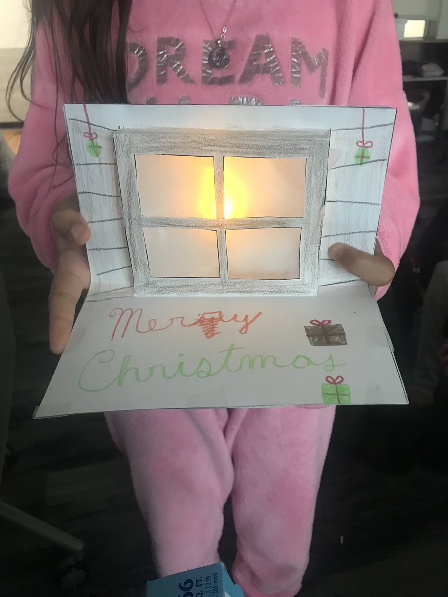 FullerElemAISD's tweet image. 5th Graders created paper circuit Christmas cards! #learningtilltheend @aubreyisd @KelliBleemel