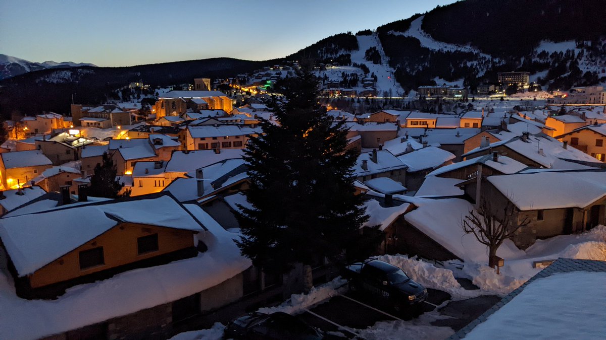 No són els Alps. Mooolt més a prop: <a href="/LesAnglesSki/">Les Angles</a>, a la #catalunyanord. Aviat, aviat, al <a href="/tempsdeneu/">Temps de neu</a> amb un gran personatge de protagonista. Mentrestant...

📌Avui, 22:30 📺 <a href="/esport3/">Esport3</a>