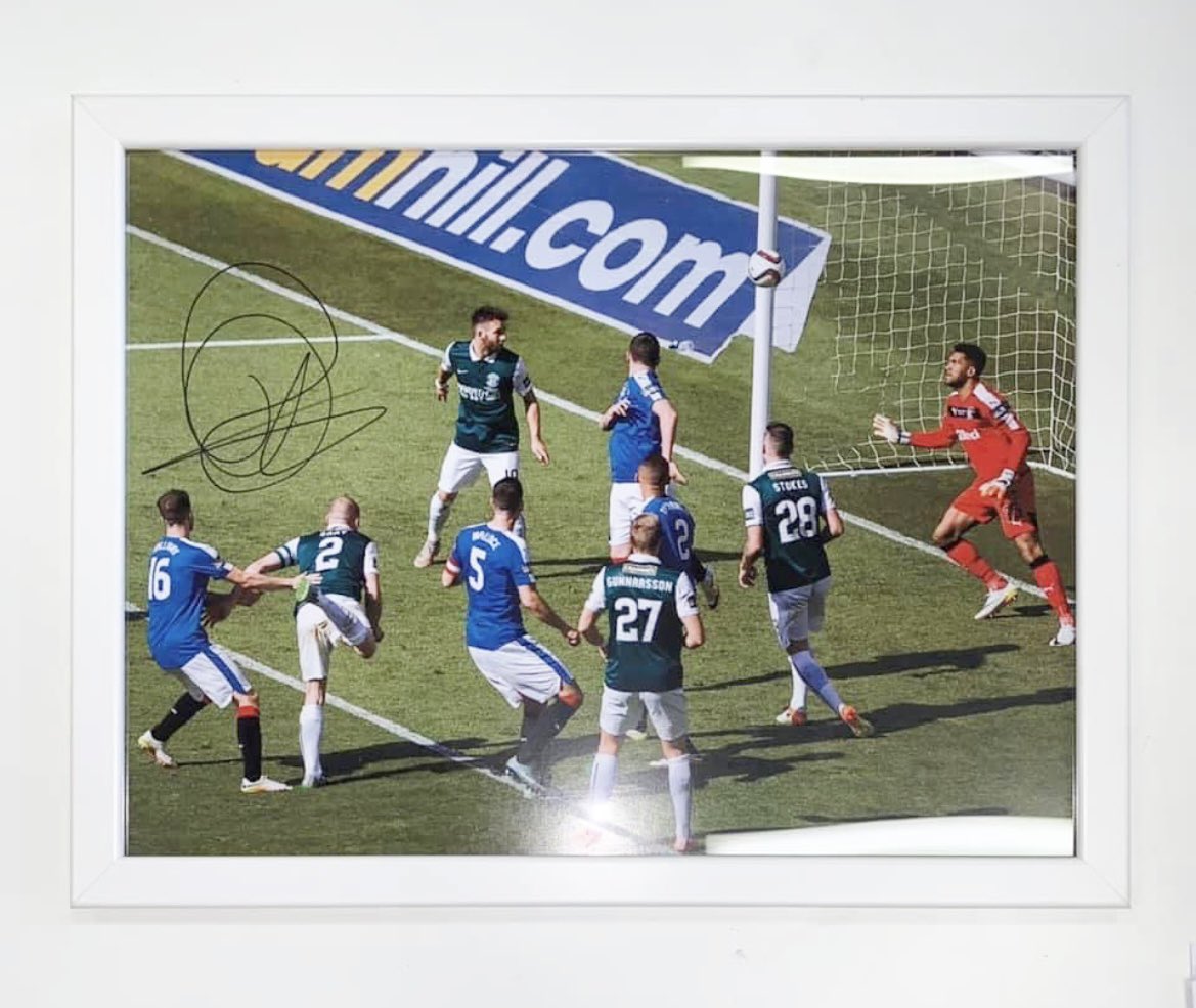COMPETITION TIME

One for Hibs fans since it’s cup final week!

We are giving away this hand signed &amp; framed David Gray A3 print of his Scottish Cup winning goal!

To enter

1) RT this post. 
2) Make sure you’re following this account!

Winner announced midday Sunday. Good luck!