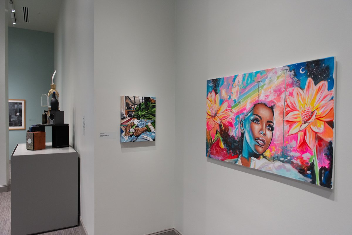 ColaMuseum's tweet photo. 22 South Carolinians is now on view! From the abstract to the Afrofuturist, from the formally trained to the self-taught, these artists explore past, present &amp; future states of Blackness that are universally expressed &amp; geographically connected >>  https://t.co/XeqLaaDZ0M #22SC https://t.co/NQFeLms5oj