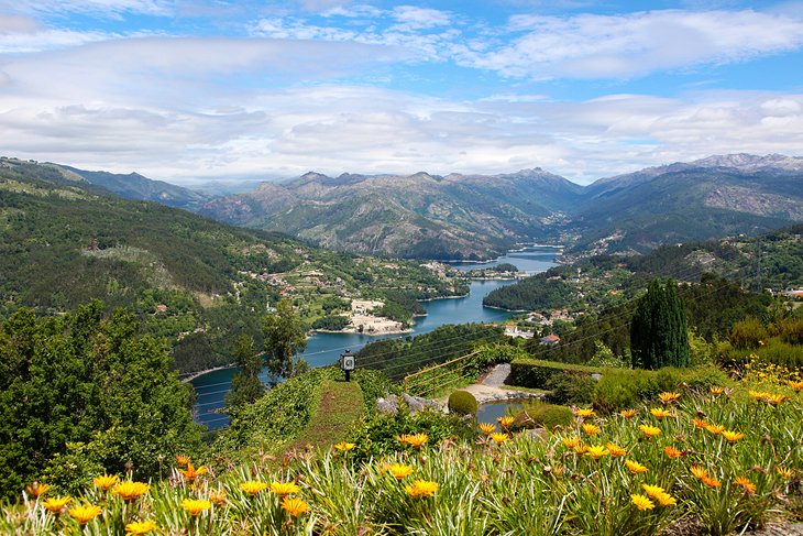 MikeDaugustinis's tweet photo. Take this hike if you want to see some of Portugal's scenic beauty. #Europe #traveltips  https://t.co/Xh5qQFUYAh https://t.co/vfDqrb1HFo