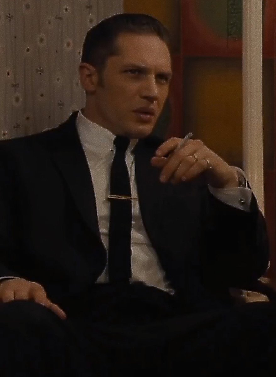 СПОЙЛЕРЫ К ТРЕТЬЕМУ ЧЕЛОВЕКУ ПАУКУ
.
.
.
радуюсь                    вспоминаю
"отсылке"             что произошло
когда                      с дядей Беном
тётя Мэй                   после этих
говорит                        слов
"с большой силой
приходит
большая
ответственность"