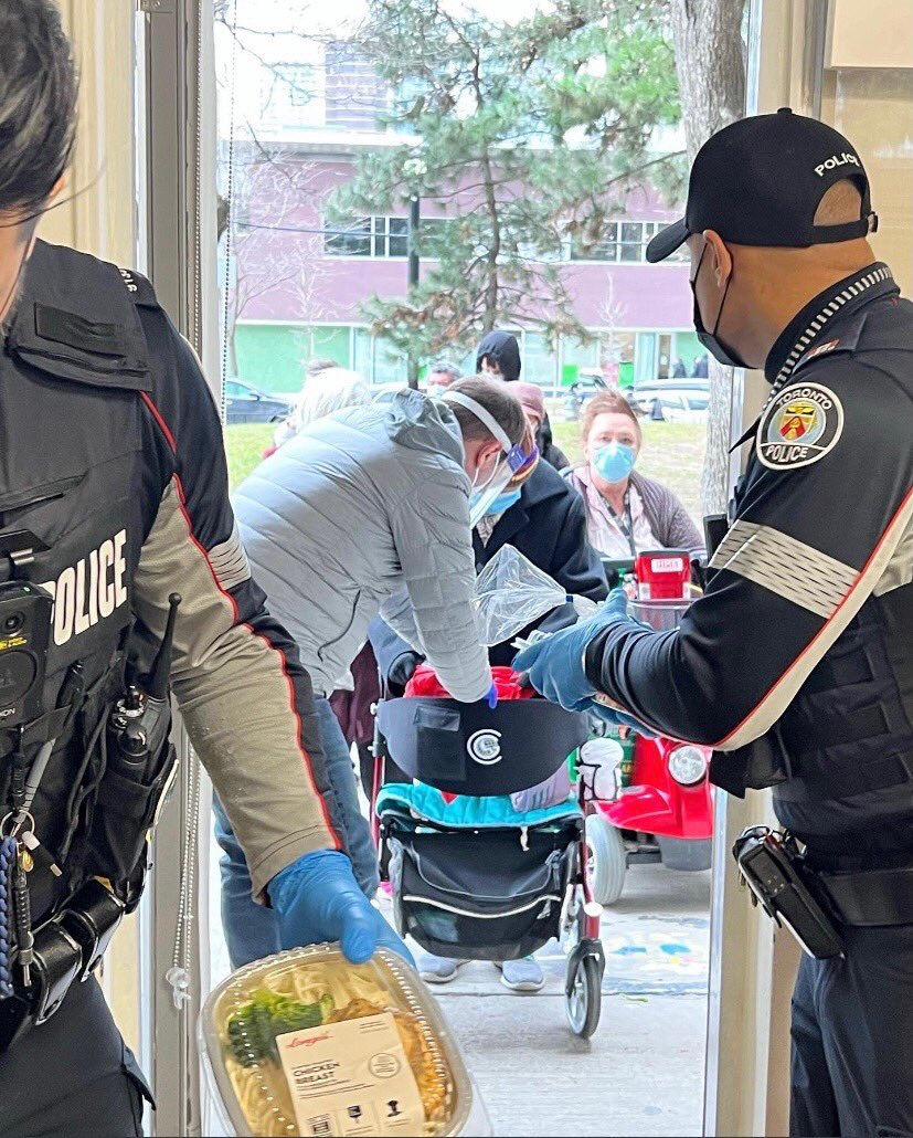 51 Division (@tps51div) on Twitter photo Today, thanks to <a href="/taerksturkeyd/">Taerks Turkey Drive</a> <a href="/LongosMarkets/">Longo's</a> <a href="/volvocars/">Volvo Cars</a> @HumanitiCharity our officers were able to help deliver hundreds of meals to <a href="/thecornersjt/">The Corner</a> <a href="/HavenTorontoCA/">Haven Toronto</a> <a href="/CovenantHouseTO/">covenanthouseto</a> <a href="/Progress_Place/">Progress Place</a> & <a href="/TOHousing/">Toronto Community Housing</a> locations! Thx to all & #HappyHolidays Today, thanks to <a href="/taerksturkeyd/">Taerks Turkey Drive</a> <a href="/LongosMarkets/">Longo's</a> <a href="/volvocars/">Volvo Cars</a> @HumanitiCharity our officers were able to help deliver hundreds of meals to <a href="/thecornersjt/">The Corner</a> <a href="/HavenTorontoCA/">Haven Toronto</a> <a href="/CovenantHouseTO/">covenanthouseto</a> <a href="/Progress_Place/">Progress Place</a> & <a href="/TOHousing/">Toronto Community Housing</a> locations! Thx to all & #HappyHolidays