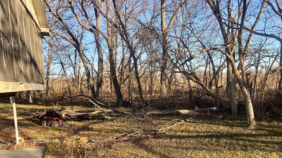 Mrs_Gleen's tweet photo. The van got lucky 🤣 the mower didn’t. Power lines &amp; land lines are down here but thankfully we haven’t lost power. We have no internet though so there may not be a @TheWrestleStory stream with @MavenGleen and @Mister_Gleen tomorrow night. https://t.co/j09MjRb3E5