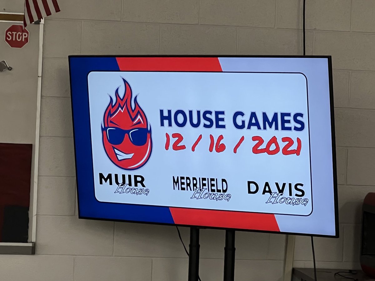 TJ_The_Teacher's tweet photo. You can shut down our school but you can’t shut down our spirit! The house games are really special at BMS. Watching students cheer for each other and show support is amazing. We’ve created a strong community here! #bmsSTRONG
We❤️BMS
🔵🔴 https://t.co/S8NHpocYR5