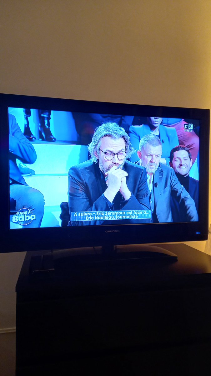 Gaetandlb's tweet photo. #AymericCaron l'homme qui fait la morale à tout le monde sans jamais se l'appliquer... 

#FaceABaba 
#Zemmour2022 https://t.co/o0ezXBXVwV