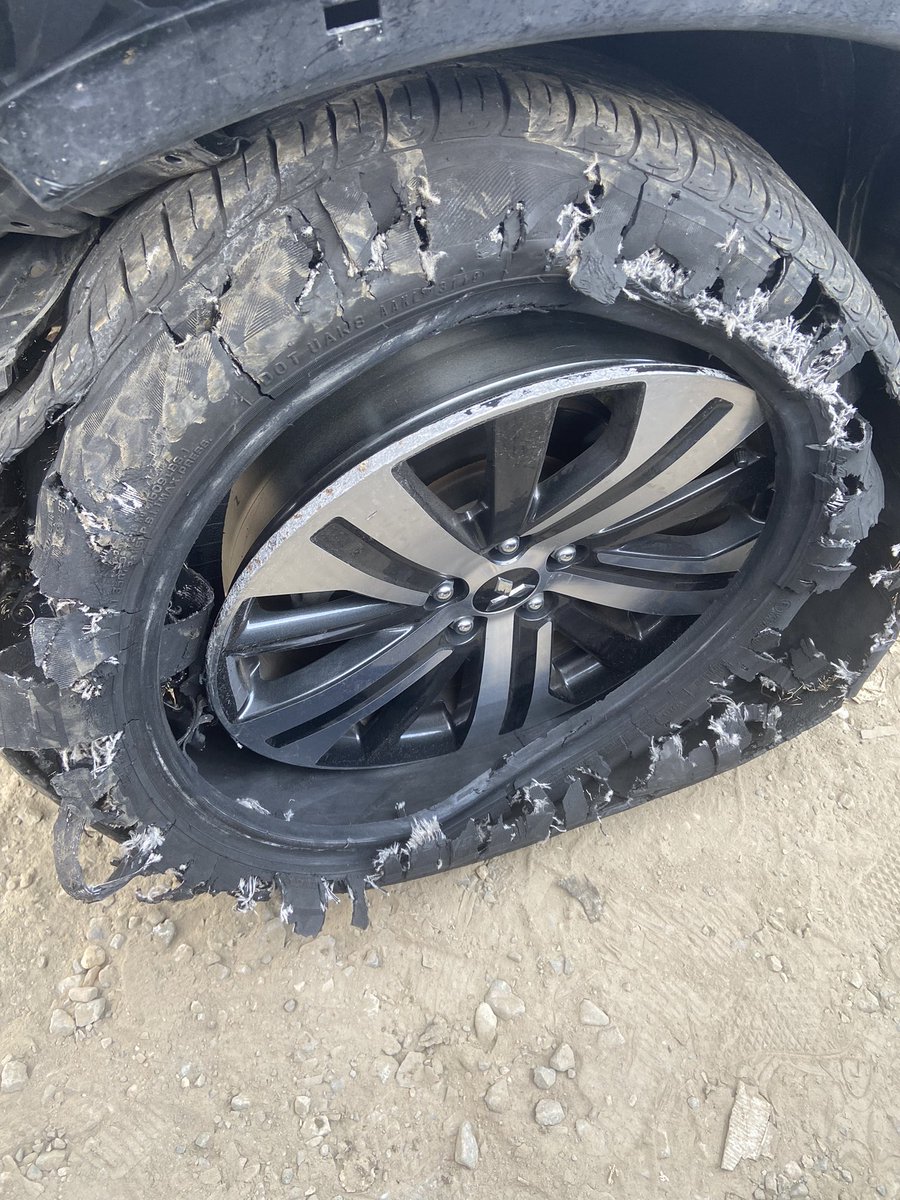 NicoleAngelette's tweet photo. I could use this money so much. I have to buy a new car - I was hit by a drunk driver who fled the scene on 11/20 and left me with insane med bills and a totaled car I JUST got less than 3 weeks prior (didn’t even have a real license plate yet). https://t.co/UmFQ8cFQum
