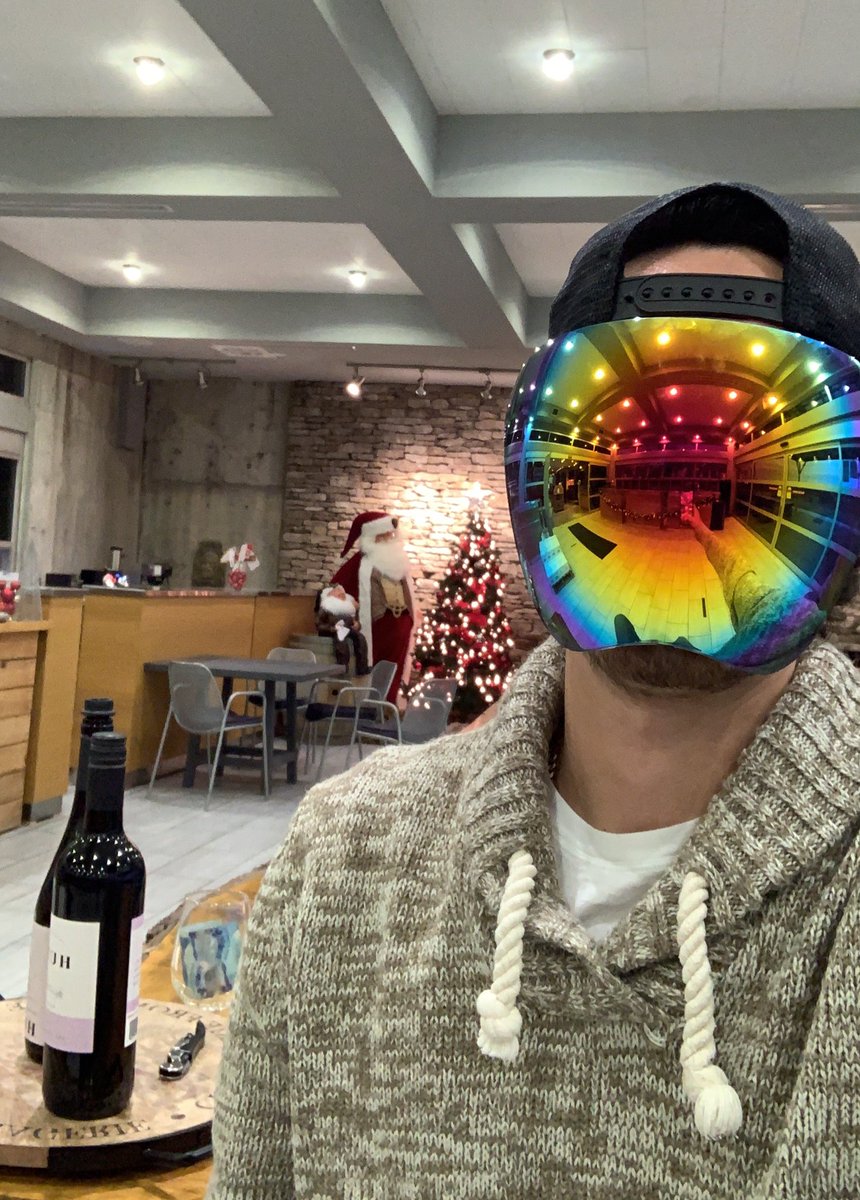 Monks2K's tweet photo. I see everything #DotDetector https://t.co/7fLrQphDur