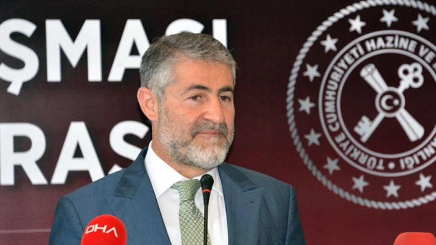 FirsatDedektif's tweet photo. Hazine ve Maliye Bakanı Nureddin Nebati:

"Amsterdam'da 1701 Euro ücret varken kira ücreti 2 bin 622 Euro. Türkiye'de ise asgari ücret 4250 lira, kira ise şehir merkezinde 1261 lira.” https://t.co/0obTd6HrRp