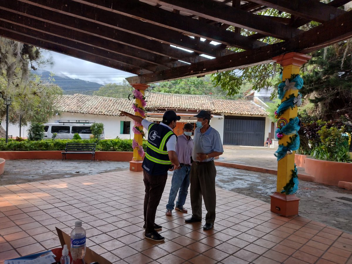 CONADEH's tweet photo. En Valle de Ángeles, Francisco Morazán.
Personal en la Oficina Regional Centro Oriente, Defensoría del Obligado Tributario, Movilidad Humana y Unidad de Desplazamiento Forzado Interno #UDFI del #CONADEH, realizaron feria “Los #DDHH y el Desplazamiento Forzado Interno”. https://t.co/lAFIybjTsW
