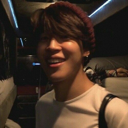 tetebbi's tweet photo. “Only if he was my boyfriend” - a park jimin thread 🌟 https://t.co/mTKyA8kTUd
