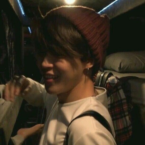 tetebbi's tweet photo. “Only if he was my boyfriend” - a park jimin thread 🌟 https://t.co/mTKyA8kTUd