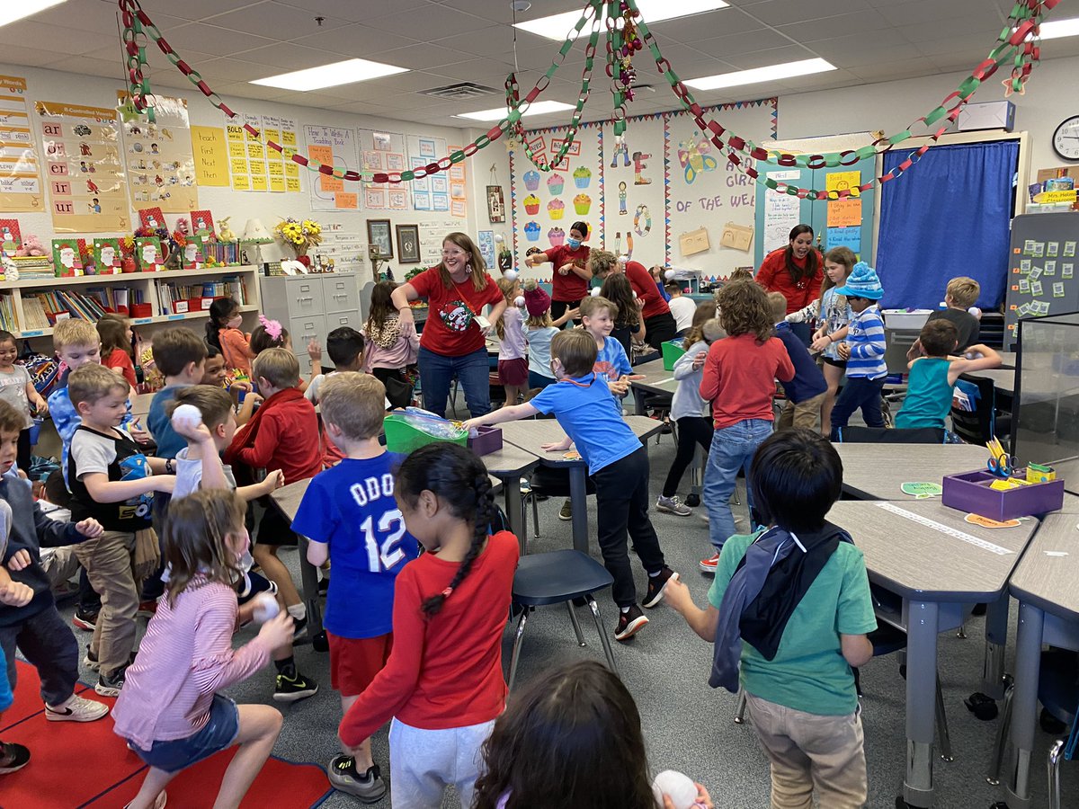 Darla Helms tweet media