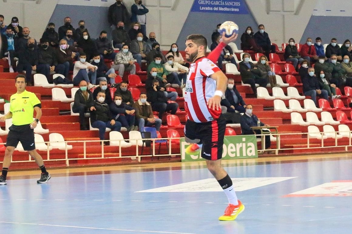 bmpuertosagunto's tweet photo. El sábado último partido del año en el ovni‼️

🆚 @BMCiudadDMalaga 
⏰ 18.30 horas
⭕️ Directo: Canal de Youtube oficial del club.

ℹ️ https://t.co/t5Gx1zNesM

#️⃣ #volveremos #vamospuerto #comunitatesport @comunitatesport @FTA_CV @grupofertiberia https://t.co/lODp68xWiE