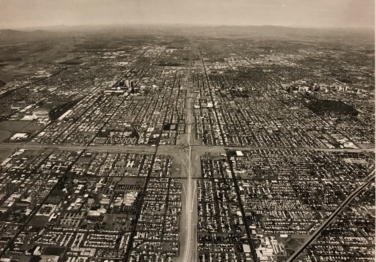 ArizonaDOT's tweet photo. ADOT Flashback Trivia: This photograph was taken in 1987.

Do you know what Arizona highway looked like this 34 years ago?

#FlashbackTrivia https://t.co/AoHtBqovIb