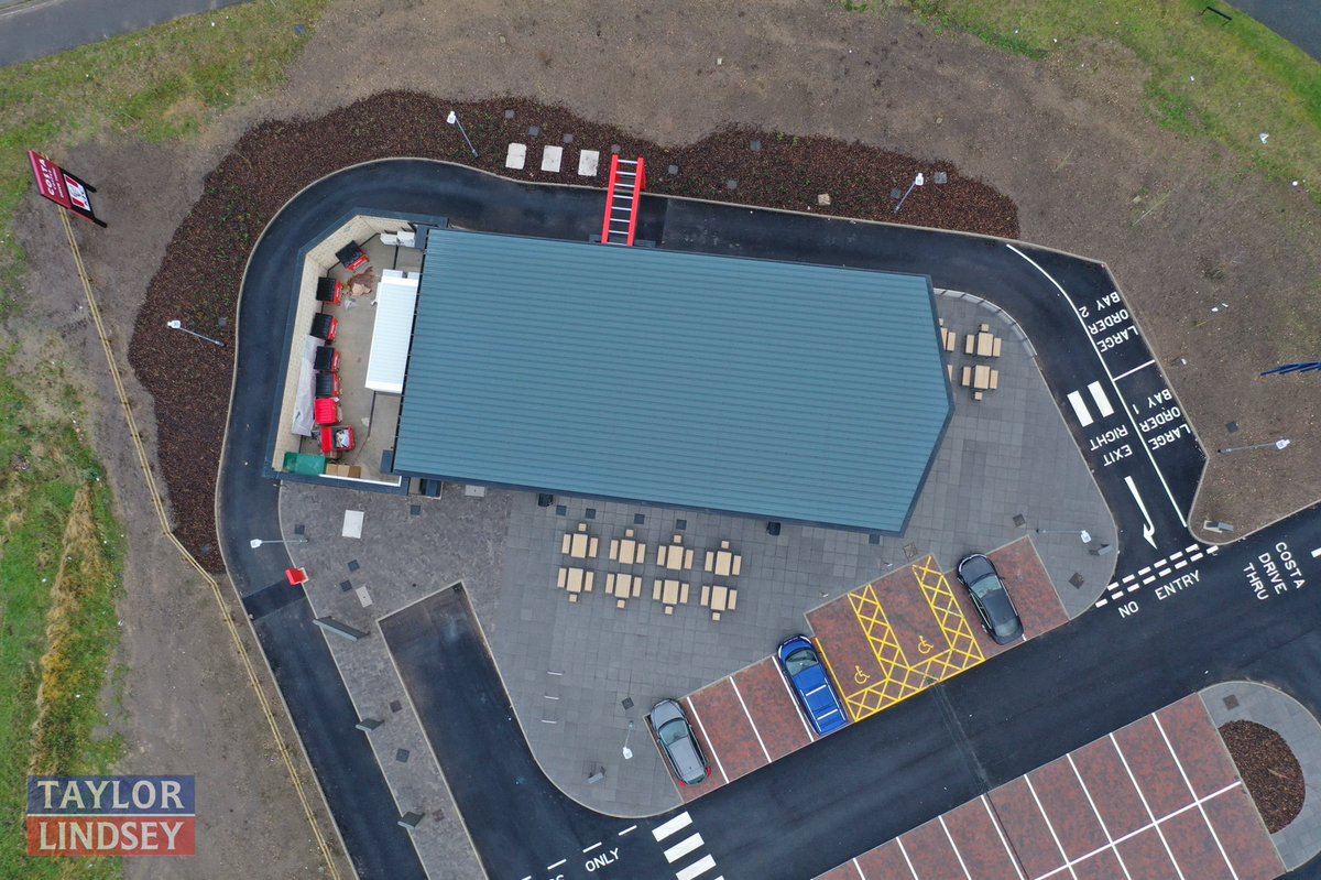 Completion shots of the <a href="/CostaCoffee/">Costa Coffee</a> and <a href="/kfc/">KFC</a> works completed by <a href="/dan_charles2005/">DC Construction</a> for Taylor Lindsey on their Teal Park Development