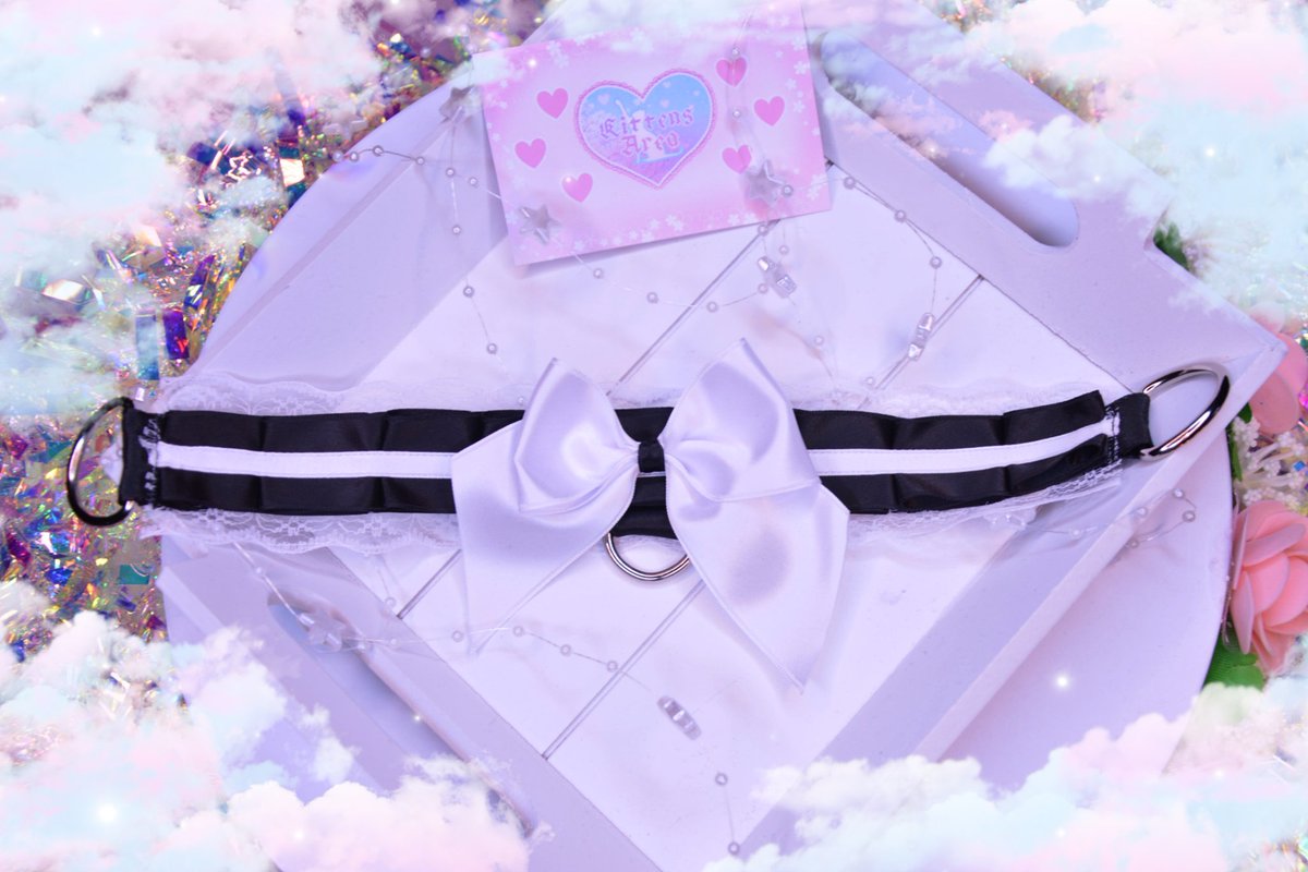 KittensAreaShop's tweet photo. ★᭄ꦿ᭄ꦿ 𝓑𝓵𝓪𝓬𝓴 𝔁 𝓦𝓱𝓲𝓽𝓮 𝓒𝓸𝓵𝓵𝓪𝓻 ★᭄ꦿ᭄ꦿ
If you don't want it to be too colorful but stil have some contrast this Collar is just right for you!
°
It's also on the playful side because of the D-Ring for attachments! 
#smallbusiness #handmade #cute #collar https://t.co/ASai7x06Jf