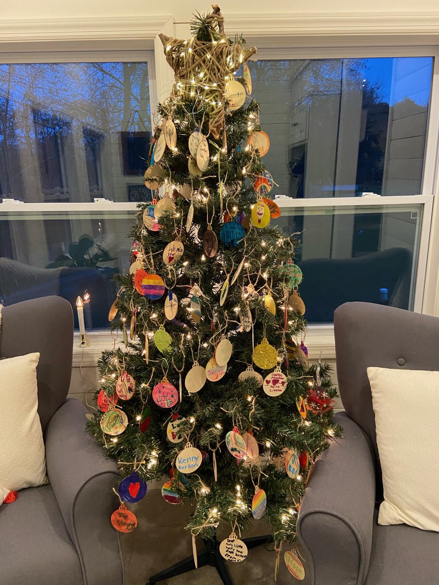 Carroll Manor ES (@carrollmanores) on Twitter photo Our <a href="/CarrollManorES/">Carroll Manor ES</a> PTA, students, staff, and community showed support for Ms. Lippa by creating #LoveforLippa ornaments to adorn a tree for her home. Our <a href="/CarrollManorES/">Carroll Manor ES</a> PTA, students, staff, and community showed support for Ms. Lippa by creating #LoveforLippa ornaments to adorn a tree for her home.
