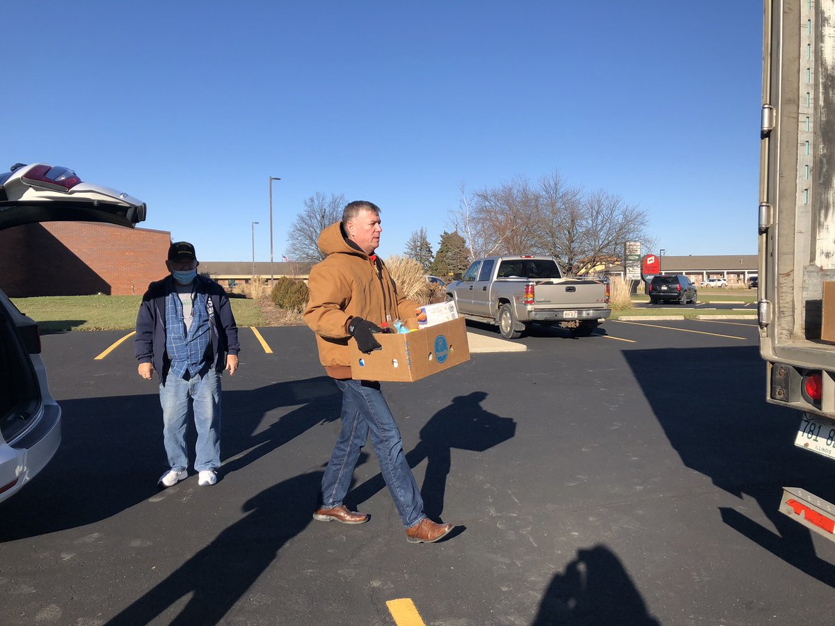 TSloup_FW's tweet photo. @evergreenfsinc and #Bloomington community are showing support for the #MayfieldTornado victims through a donation drive. An employee’s personal connection and generous employees and others are helping this effort snowball. Story and video TK @FarmWeekNow https://t.co/Zv20y3v3pO