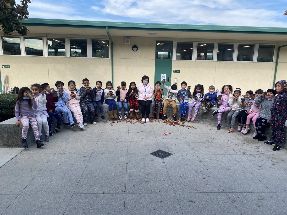 Rowland Elementary PTA tweet media