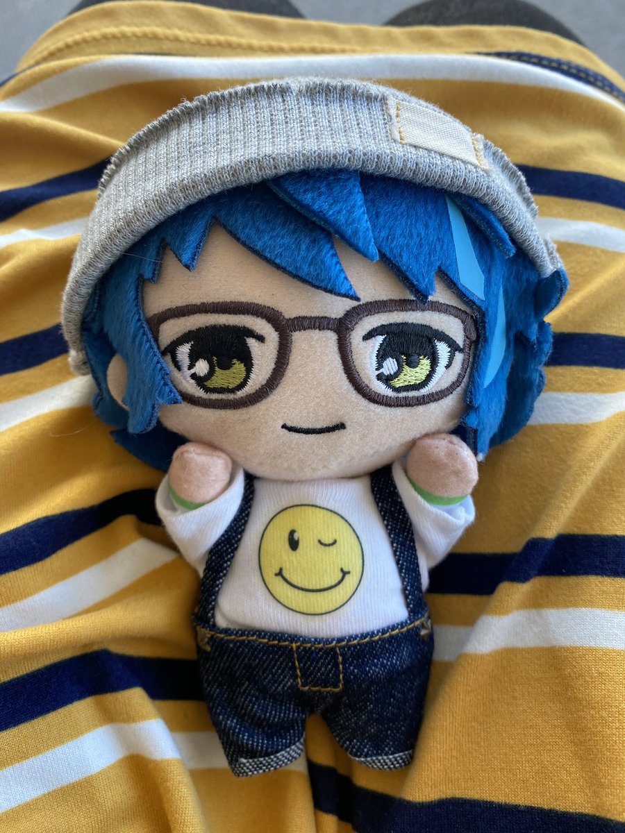 sorry for a more personal type tweet, but my friend’s tsumugi nui was lost at the american museum of natural history earlier today and he hasn’t been turned into lost and found after several hours. if anyone happens to be in nyc and has seen him, please dm??