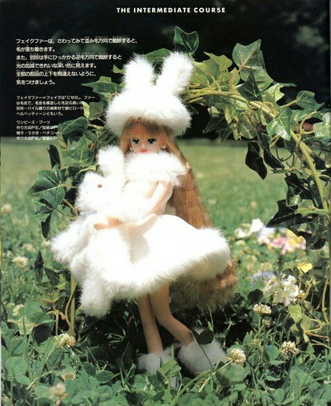 ahhh this jenny with a bunny reminds me of moon kana's outfits and handmade plushies a lot https://t.co/VccSXWyh5e