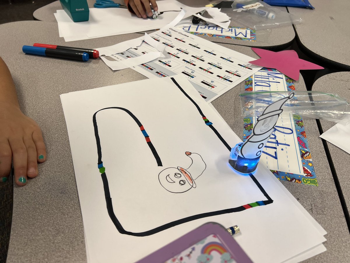 kaitchidester's tweet photo. The squeals of excitement as 2nd graders explore @Ozobot for the first time is why I love these teeny robot so much! Training camp then creating #snowbots on their own. @mrsjones72812 @PWCSNews @ChrisYungES https://t.co/xLYb6u1tWo