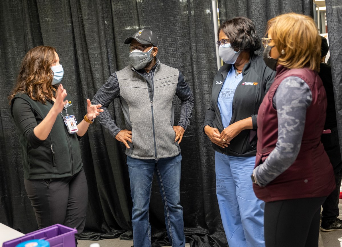 MethodistHlth's tweet image. Congratulations are in order for Jennifer Twilla, assistant dir. of clinical pharmacy services Methodist University Hospital. She's the 2022 National Winner for Community Outreach, part of the @pharmacists Immunization Champion Awards!

Thank you so much for all you do, Jennifer.