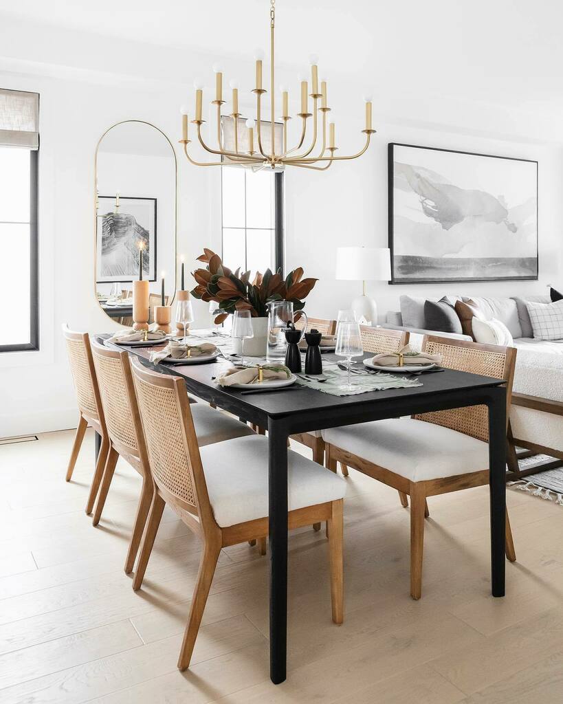 LeclairDecor's tweet image. Big thank you to @ottawaathomemag for featuring us in their holiday issue this month! ☺️ We shared the story on how we slowly but surely transformed our builder home into the warm modern cozy abode it is today. We also share some crucial tips for those s… instagr.am/p/CXj1LWZF3yJ/