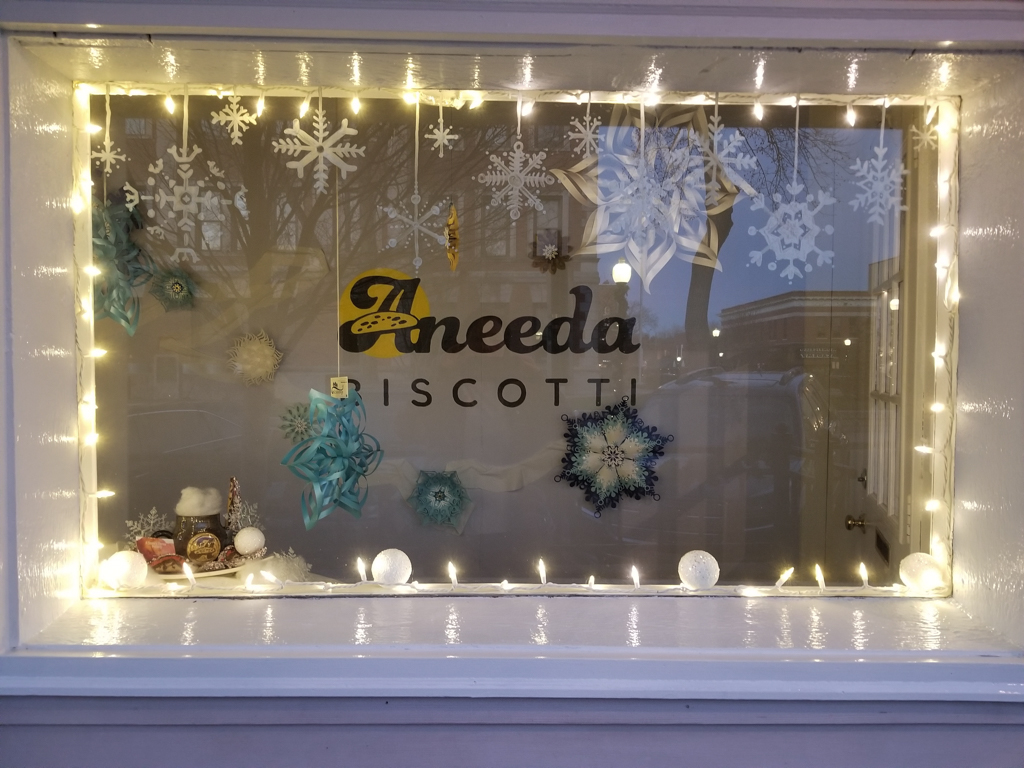 thirdside's tweet image. Big things happening in Monticello! Have you seen this gorgeous window display for Aneeda Biscotti? More importantly, have you tried her amazing biscotti?? Get the goods at aneedabiscotti.com! #newclient #newbusiness #shoplocal