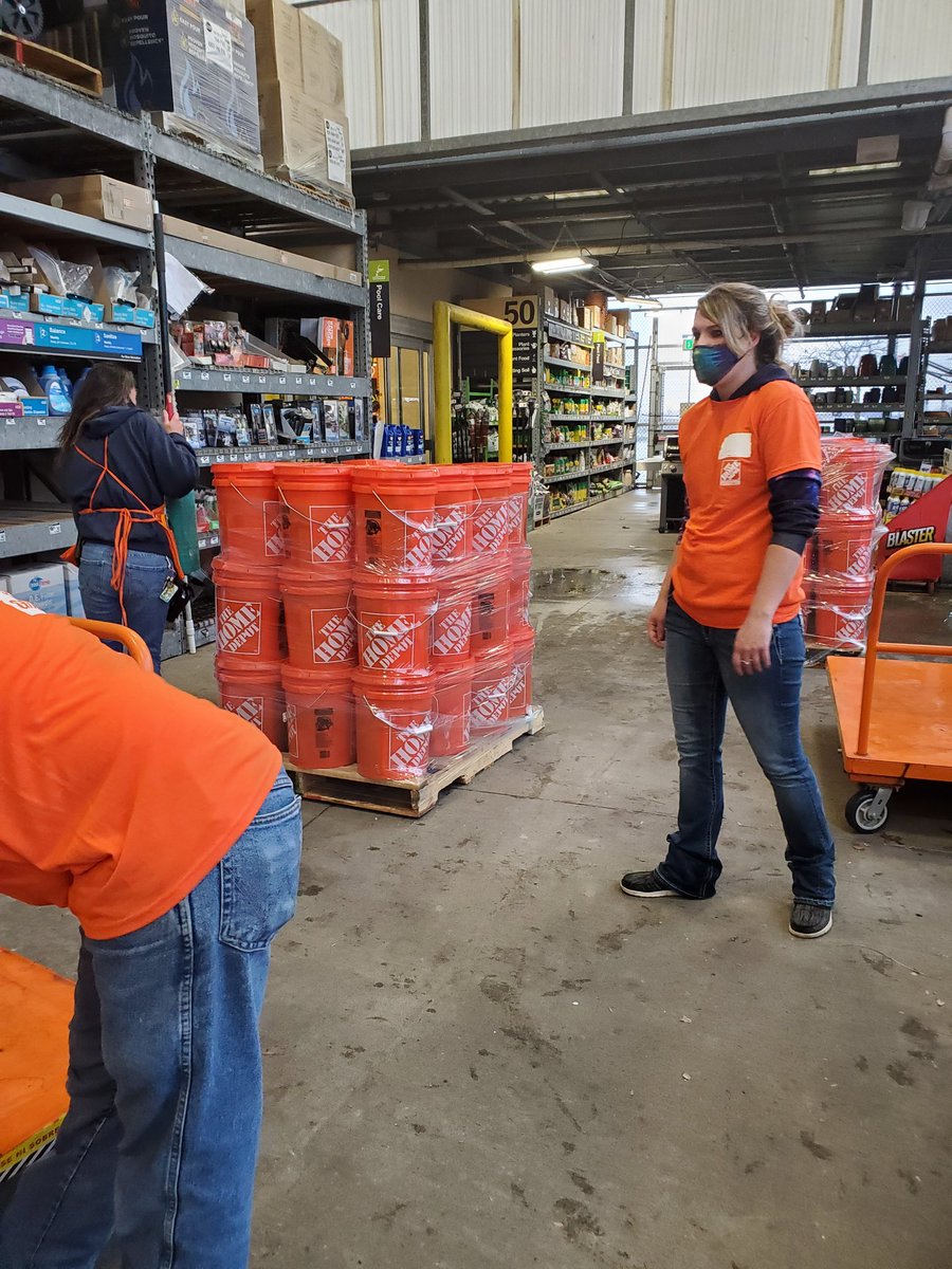 Some photos of the disaster aid team that went to Paducah! Put together 6 pallets of supply buckets for people effected! Never have I been more proud to work for a company than I am to work for this company!!! @THD_Trotter @derek_rickard @JillZueck @wwb844 @jody_delicato