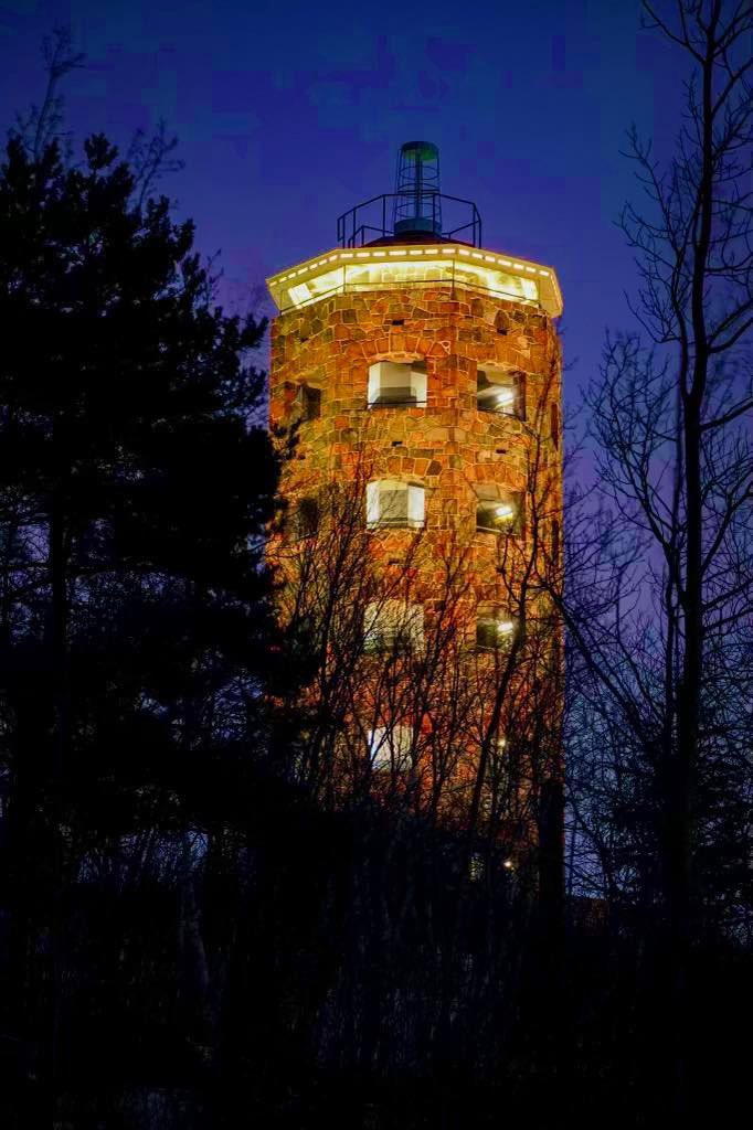 cityofduluth's tweet photo. Kids, families, teachers &amp; staff have been through a lot in the last 20 months. To recognize their courage, tenacity, &amp; resilience today was proclaimed as Duluth Public Schools Community Recognition Day. Thank you for being creative, giving grace, and showing up. @ISD709News https://t.co/rr5ne9ibQB