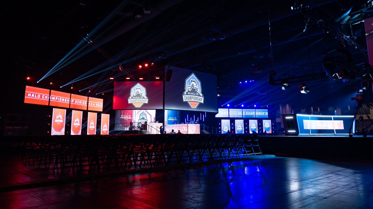 HCS's tweet image. The stage is set!

We'll see you tomorrow at 9am PT / 12pm ET for the kickoff of the first-ever #HaloInfinite LAN event!

Twitch.tv/Halo | Youtube.com/Halo