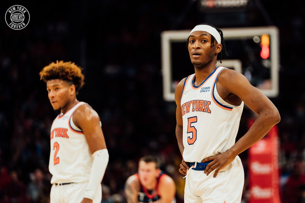 nyknicks's tweet photo. So far tonight:
▪️ IQ: 21 PTS / 6 3PM / 4 REB / 3 AST 
▪️ Deuce:15 PTS / 8 AST / 4 STL / 3 REB https://t.co/hjTKws79AL
